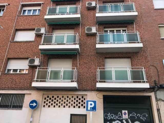 Residencia 12 Octubre Bed & Breakfast Madrid Exterior photo