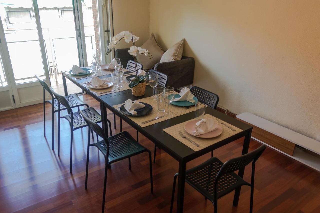 Residencia 12 Octubre Bed & Breakfast Madrid Exterior photo